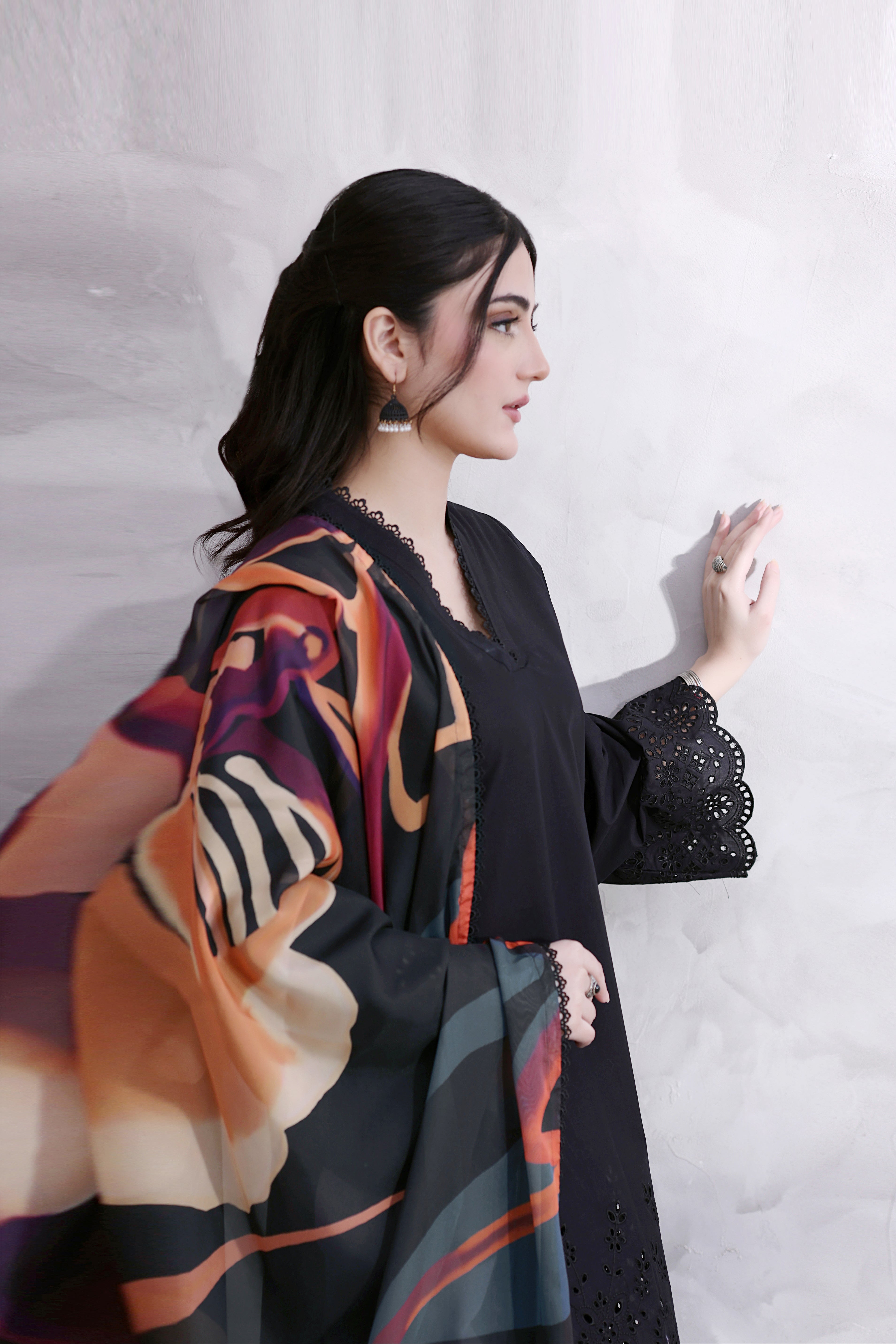 Showstopper Embroidered 3PC Lawn Dress