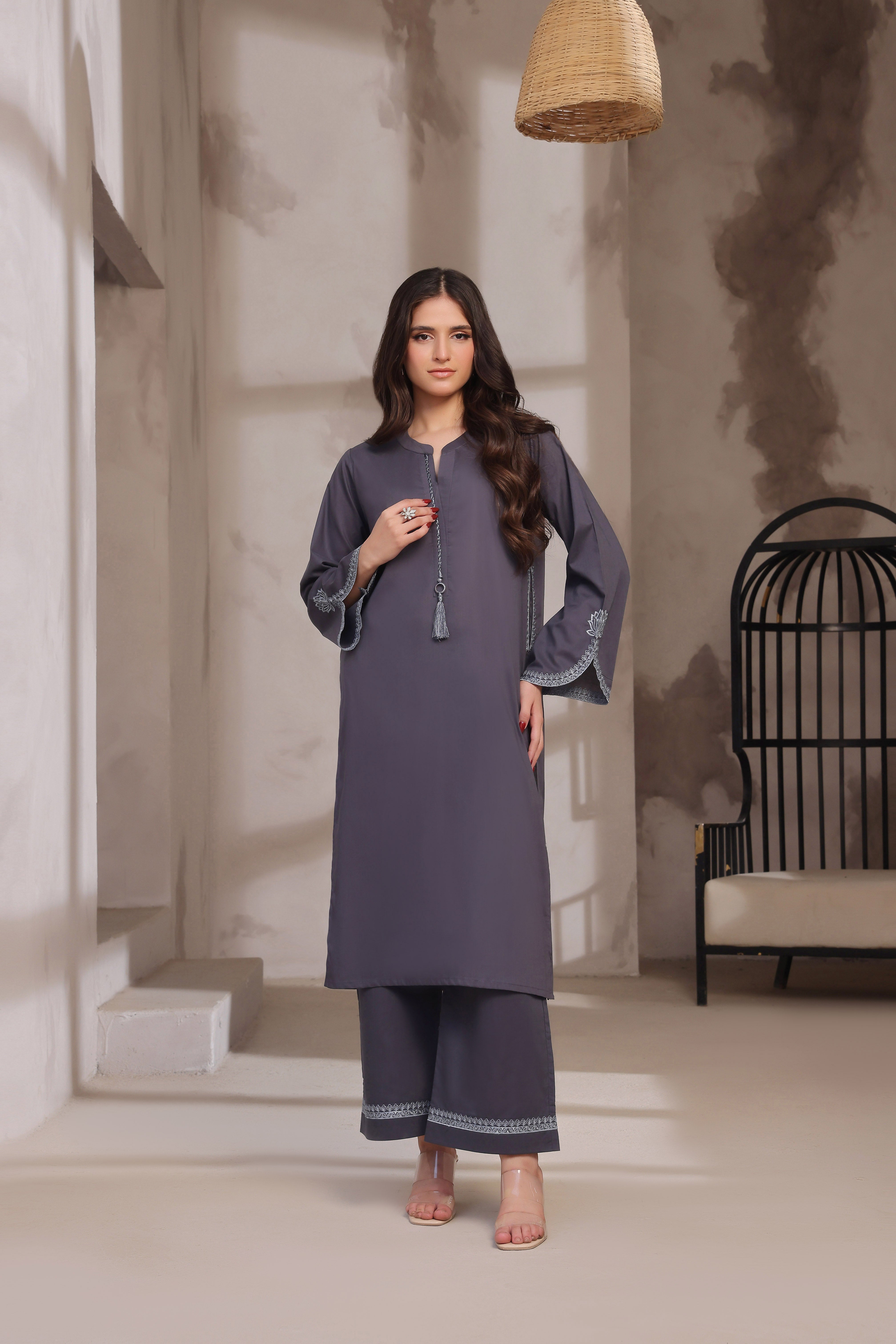 Luxeurs Affordable Embroidered Pakistani Lawn Dresses Size Chart