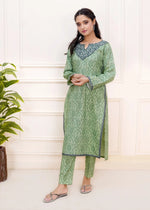 Load image into Gallery viewer, Luxeurs Lawn CottonStitched Embroidered Dress
