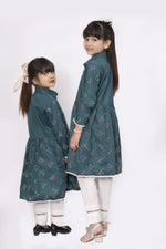 Load image into Gallery viewer, Butterfly Stitched 2 Piece Embroidered Cotton Suit For Kids