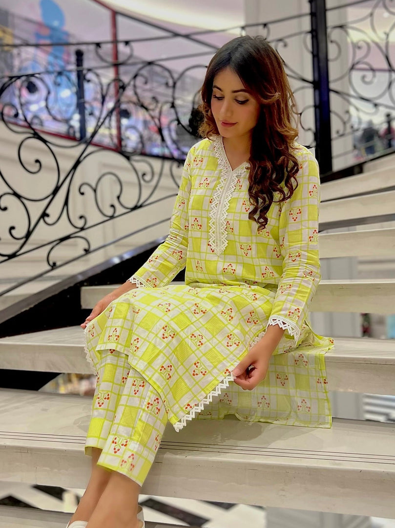 Daisy Stitched 2 Piece Printed Cotton Suit